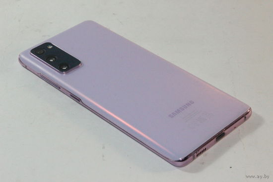 Телефон Samsung Galaxy S20 FE SM-G780G 6GB/128GB