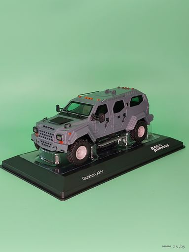 Gurkha LAPV (2007) - Luke Hobes  от IXO 1:43