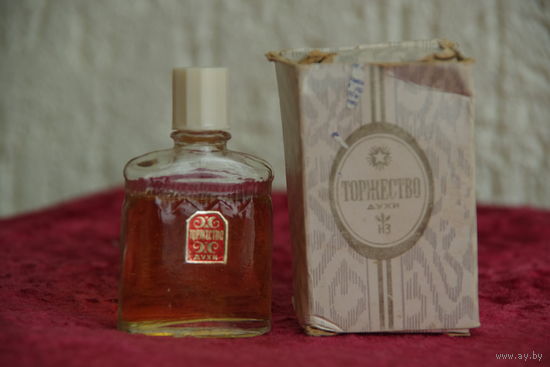 Духи  из СССР  " Торжество "