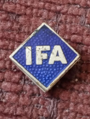 Aвтомобиль " IFA" ( ГДР).