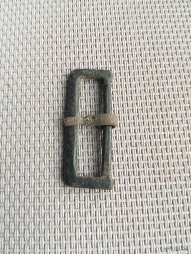 Пряжка с рубля!