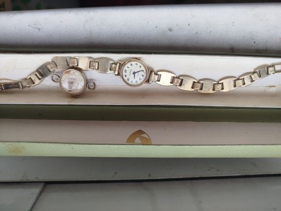 Часы Чайка женские AU 2 штуки с коробкой