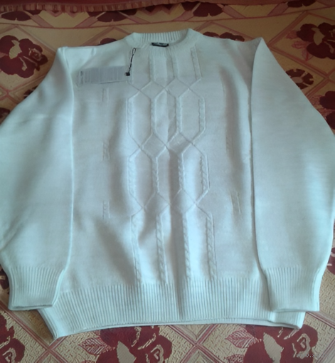Свитер белого цвета, шерстяной