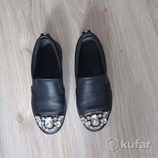 Лоферы Guess