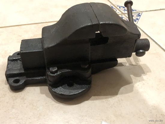 Тиски довоенные