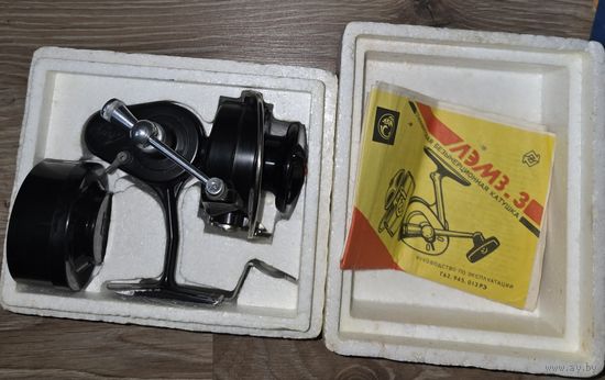 Катушка  ЛЭМЗ СССР в коробке с паспортом для рыбалки на спиннинг