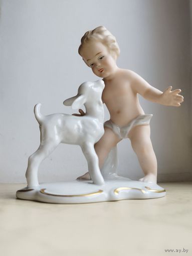 Статуэтка "Путти с козлёнком", фарфор, Wallendorf (Германия)