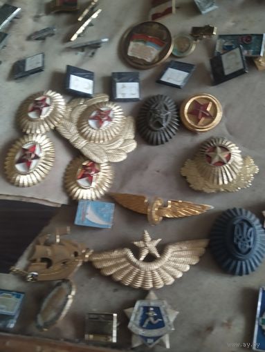 Значки военные и не только