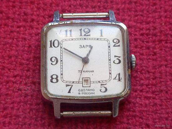 Часы Заря 22 камня. Россия. Календарь рабочий!