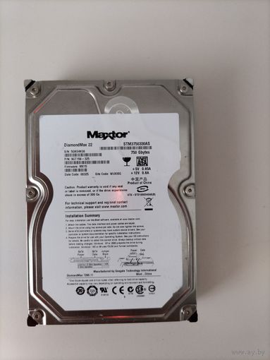 Жесткий диск Maxtor 750 GB.