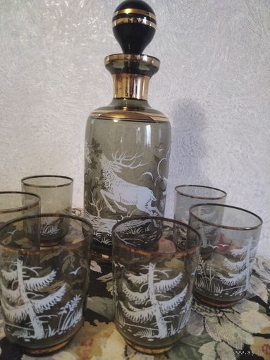 Графин штоф и 6 стаканов Олень , ЧССР