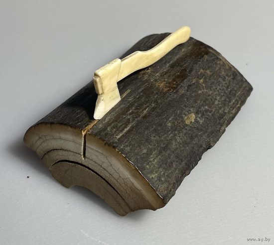 Чукотский сувенир. Изделия из бивня моржа и кости мамонта