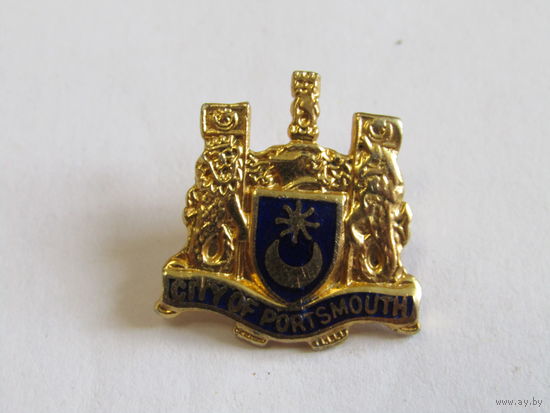 Значок. Знак. "Портсмут". "Англия". м