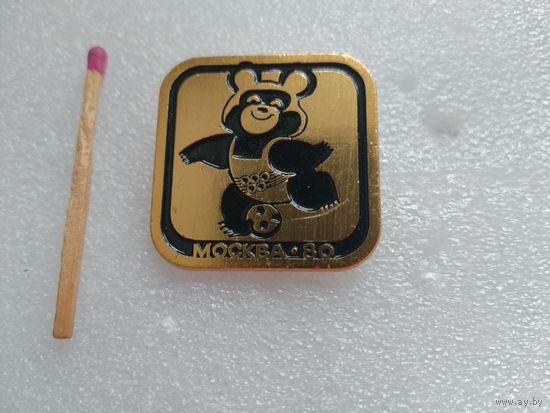 Знак. Олимпиада Москва-80, Мишка Олимпийский футболист.
