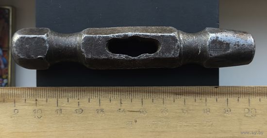 Старый молоток ,интересной формы