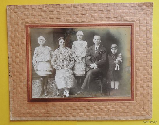 Фото большое "Семья", Крым, 1933 г., 12*17 см без паспарту