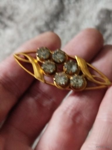 Красивая брошка времён СССР,позолота,с рубля