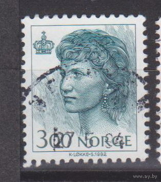 Королева Соня Известные люди личности  Норвегия 1993 год  на бумаге 1994 года лот 6 менее 30 % от каталога по курсу 3 р