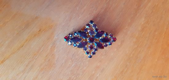 Брошь СССР нлвая