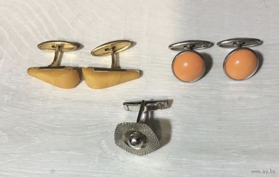 Запонки винтаж СССР янтарь и не только Цена на фото от 7 руб Уточняйте наличие до выкупа лота!!!