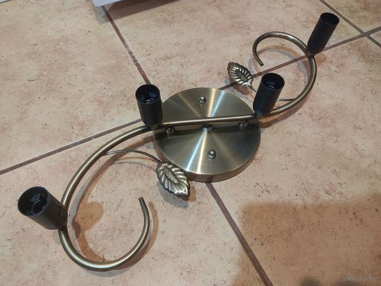 Люстра на 4 лампочки