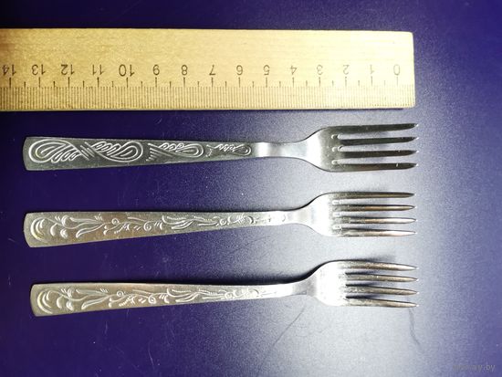 Вилка 3 шт. одним лотом.