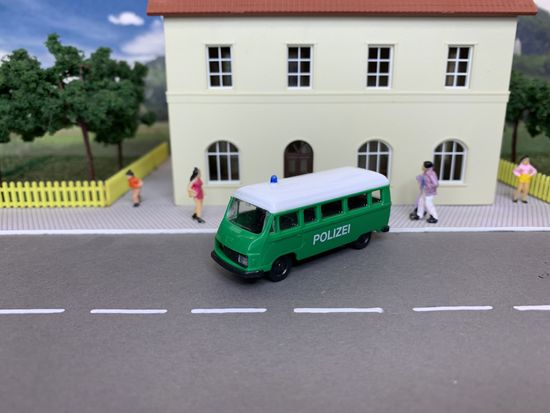 Mercedes-Benz POLIZEI. Масштаб HO 1:87.