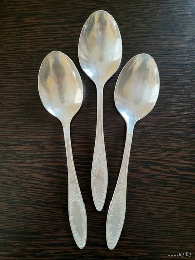 Ложки столовые "Пламя", мельхиор, одним лотом 3 шт.