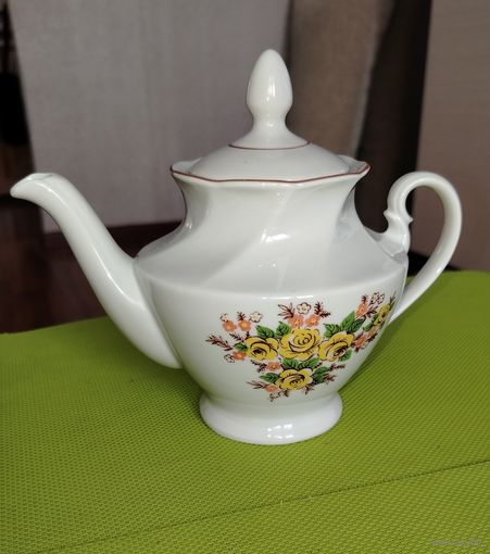 Заварник, чайничек из СССР. Рижский фарфоровый завод.