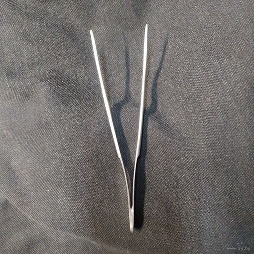 Пинцет медицинский ,15 см.