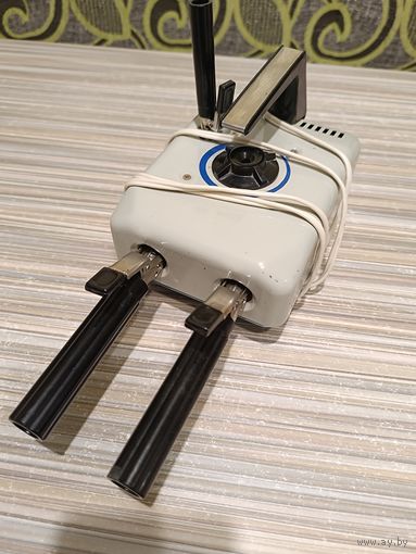 Продам бигуди электроприбор для завивки волос "Надейка"