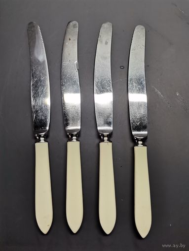 Нож столовый 4 шт. одним лотом.