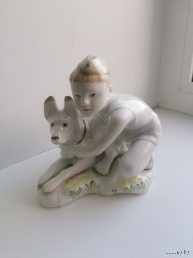 Статуэтка - Пограничник с собакой, ЛФЗ, торги с Рубля