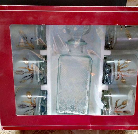 Набор хрустальный Италия графин и 6 стаканов новый