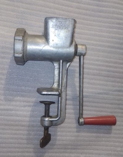 Мясорубка СССР в коллекцию или для декора