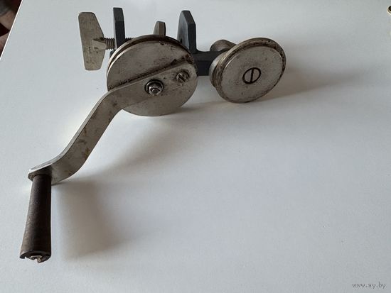 Раскаточная машинка для крышек