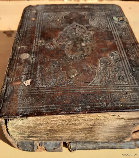 До 15 июля  пересыл по Беларуси  бесплатно. Книга Большой каноник , старообрядческое издание. 1810 год типография Карташовых Почаев (Клинцы).4*.