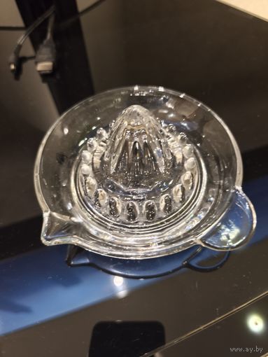 Ручная соковыжималка для цитрусовых. Германия