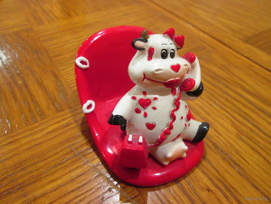 Статуэтка ,фарфор,Времен ссср.Подставка для телефона ;