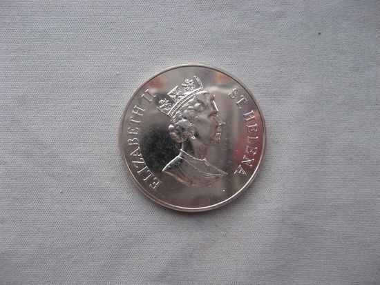 Остров Святой Елены 50 пенсов 1995 год 95 лет со дня рождения Королевы-матери