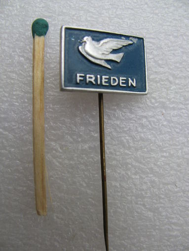 Знак. Frieden. Организация движения за Мир. Голубь мира