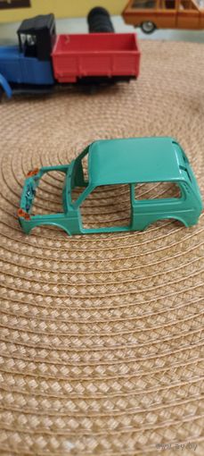 Модель Нива СССР Саратов кузов с рубля!