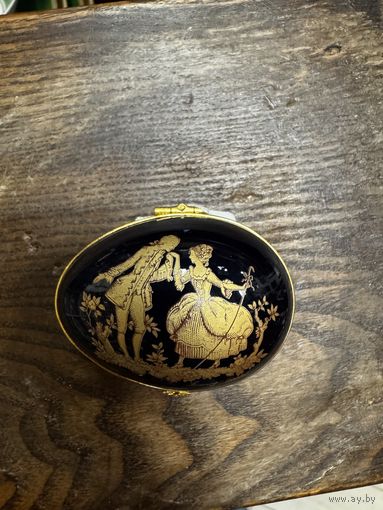 Шкатулка Limoges Castel.