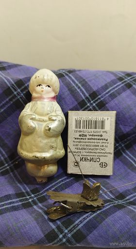 Мальчик в рукавицах