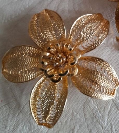 Винтажная брошь. Филигрань.