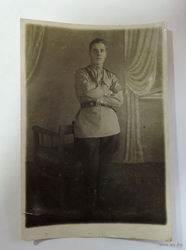 Фото офицера 40-е годы СССР. Размер 8-11.8 см.