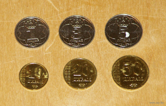 Таджикистан 2018 компл. 6 мон. ходячка 10,20,50 дирам, 1,3,5 сомони UNC