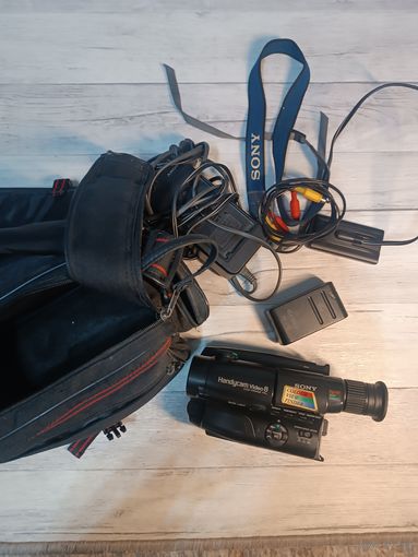 VHS камера Sony handycam video 8