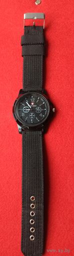 Часы армейские Swiss Army.