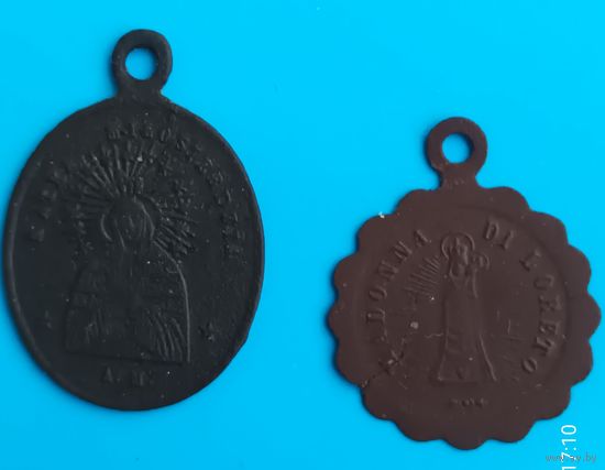Медальоны старые ,2шт.